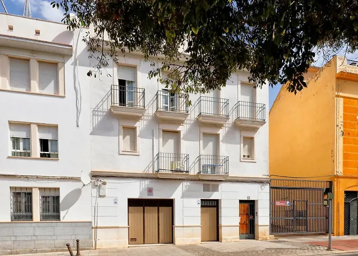 Cerca De La Mezquita De & Free Private Parking Córdoba